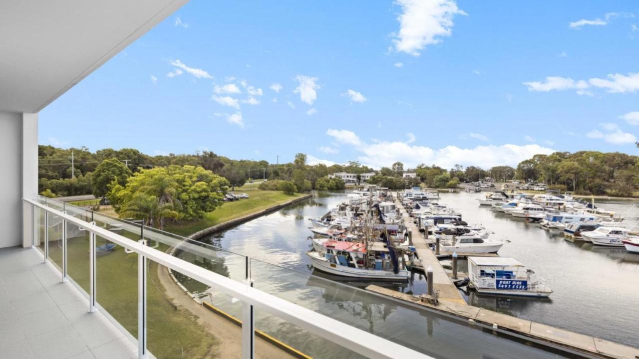Apartment Modern Unit On The Marina Sandstone Point